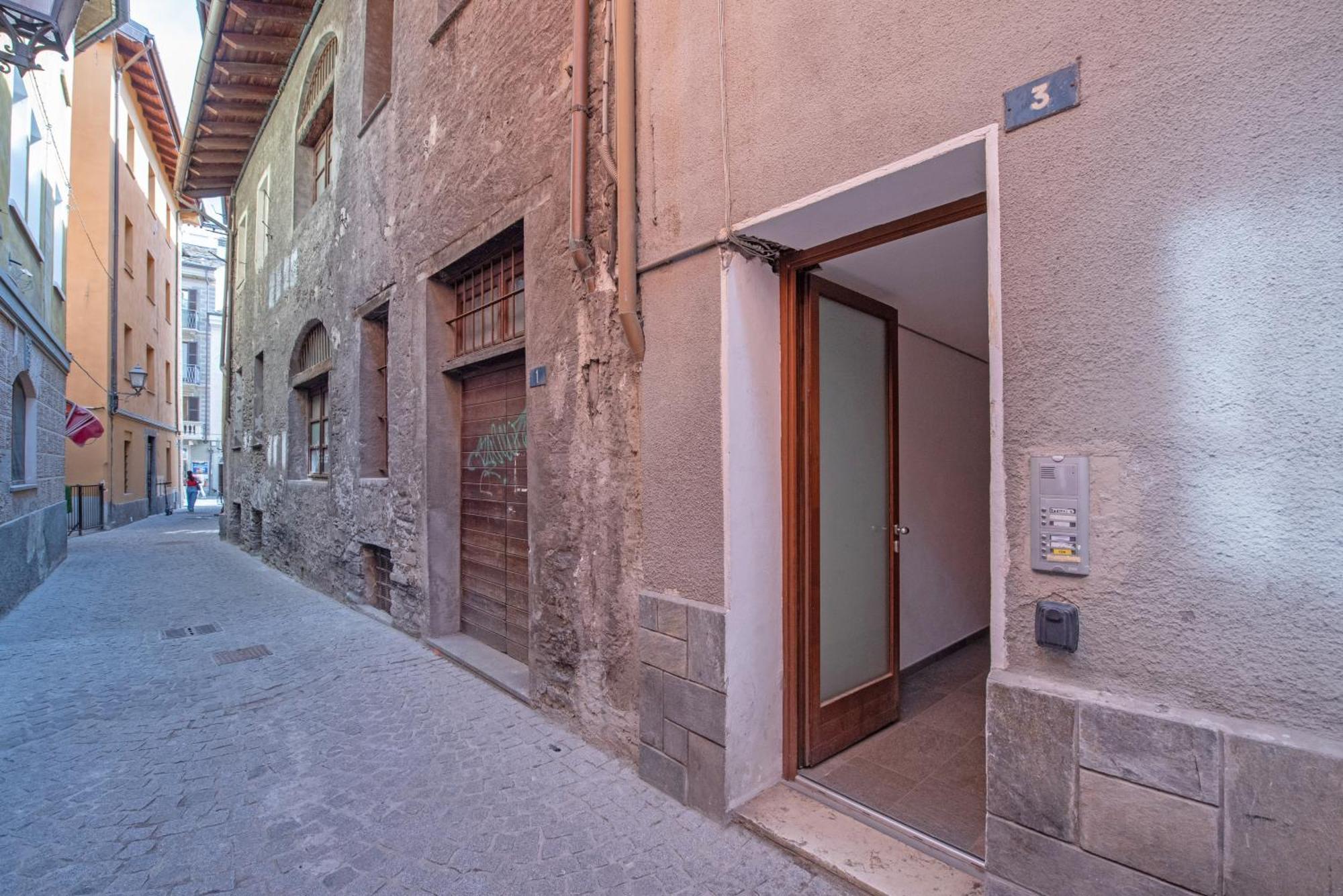"Refuge De Claude" - Stile E Comfort Ad Aosta Centro Exterior foto